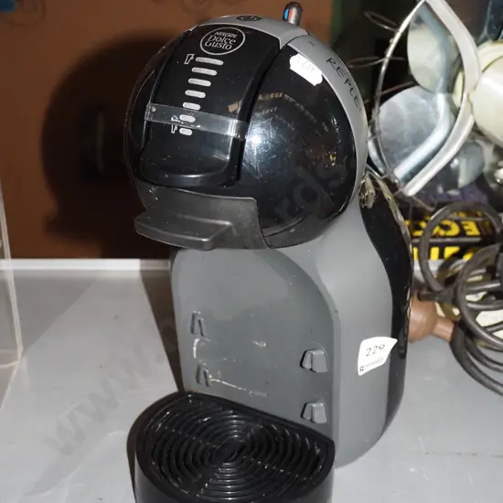 Nescafe Dolce Gusto pod coffee machine