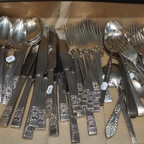 box of cutlery