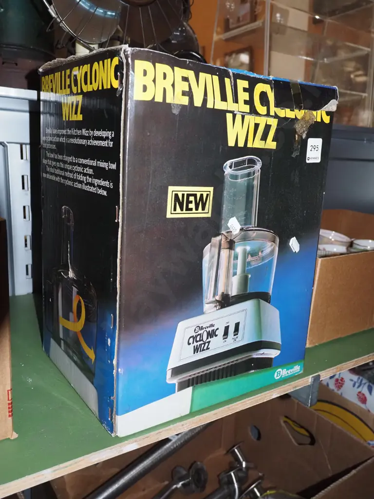 old as new boxed Breville kitchen whiz Image 1++