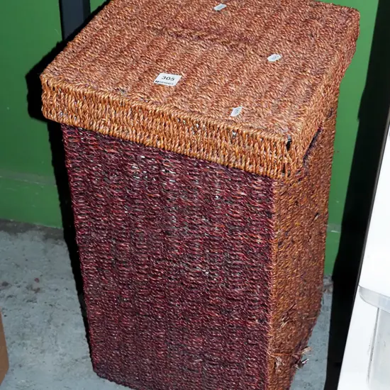 woven seagrass lidded laundry hamper H520 W300 D300