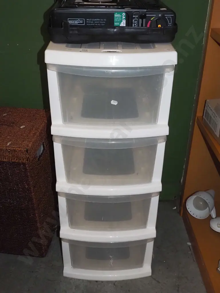 4x drawer plastic chest  Image 1++