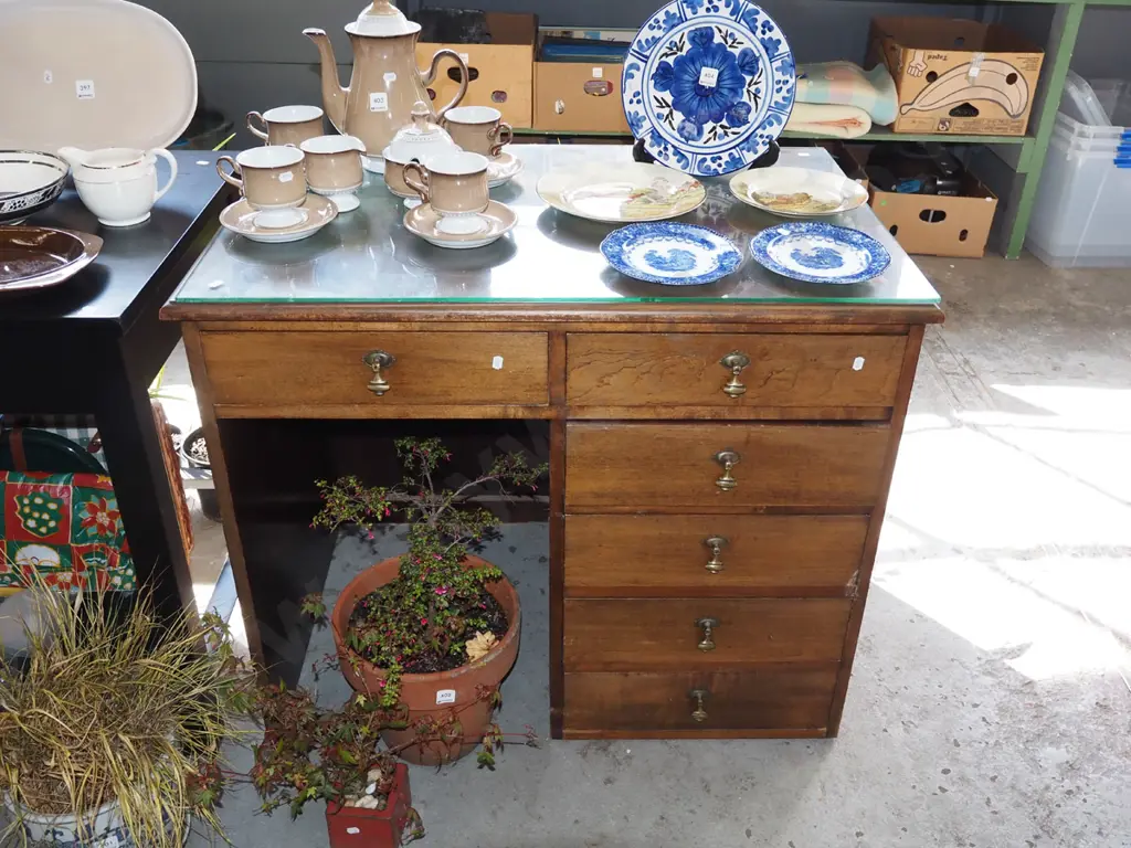 solid wood glass top 6 drawer study desk H770 W920 D600 Image 1++