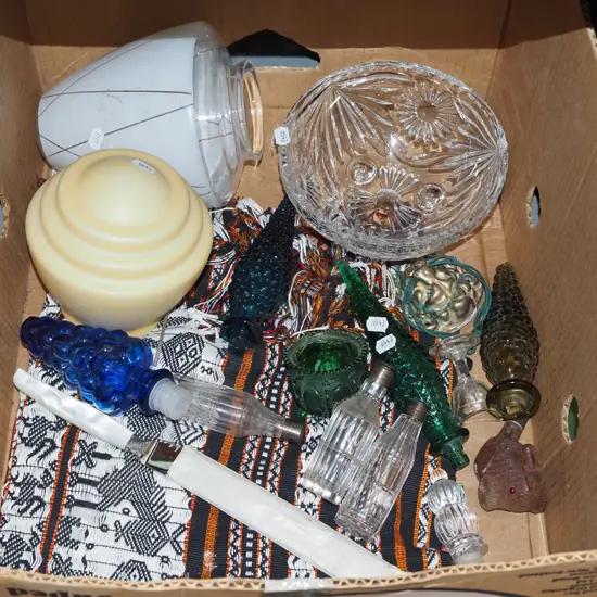 box; tablecloth, footed glass bowl, light shades etc