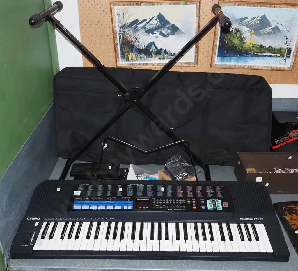 Casio Tonebank CT670 keyboard with stand and carry bag and 2 pedals Image 1++