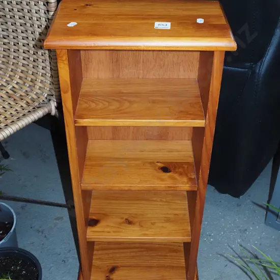 small solid pine shelves H6660