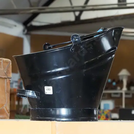 coal scuttle