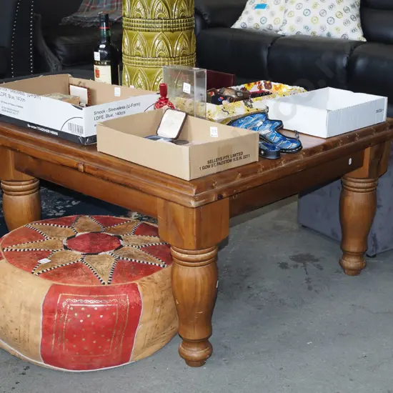 turned leg pine coffee table