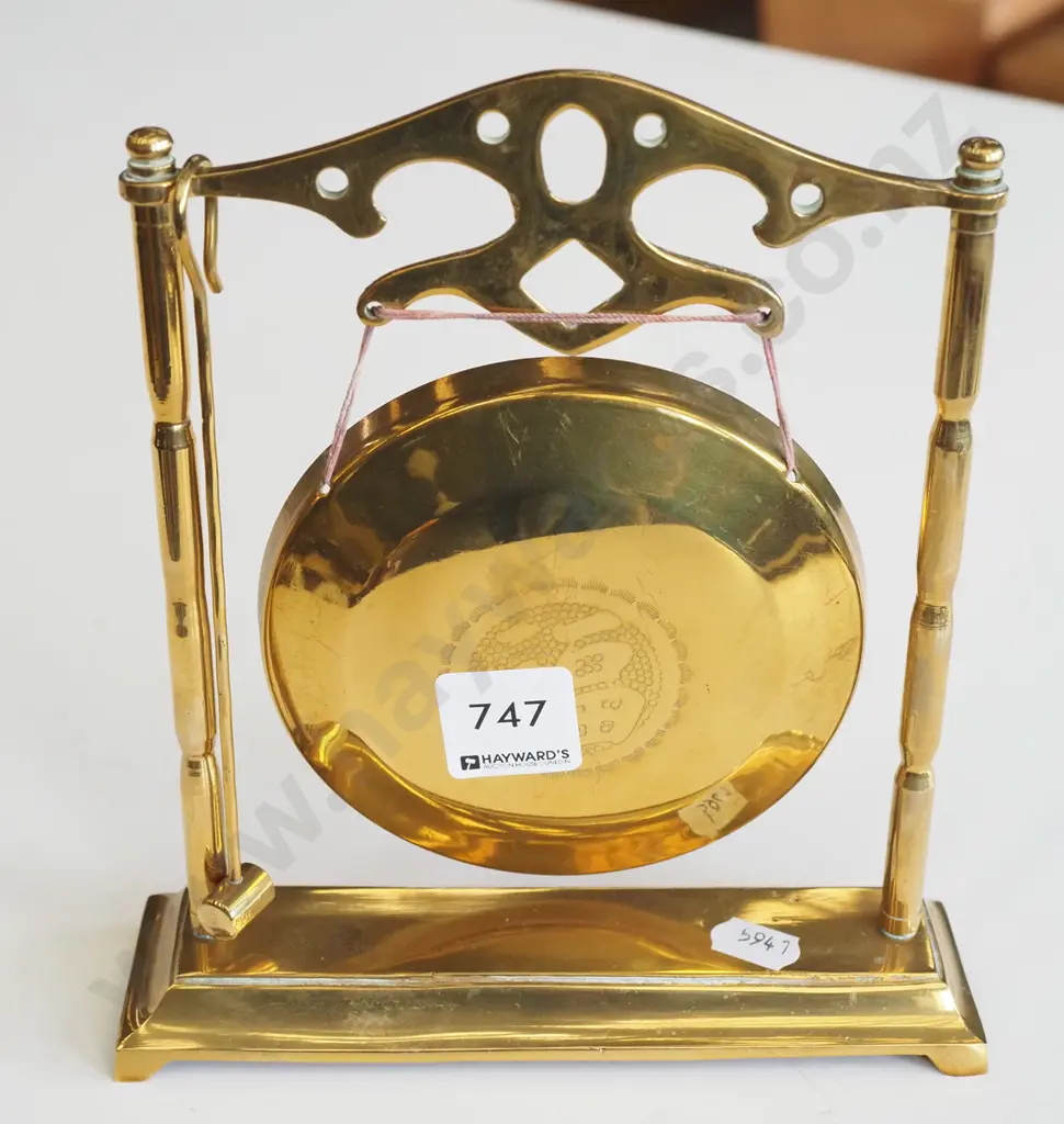brass gong Image 1++