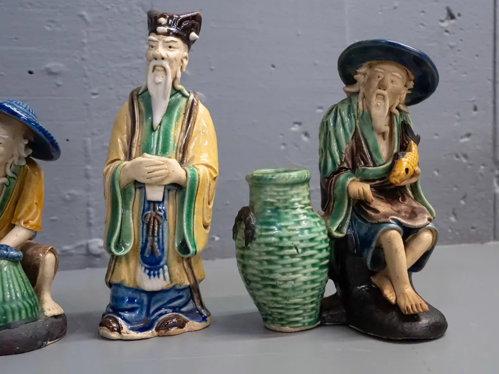 4 Chinese earthenware "mud men" figures - scholar H-175, water carrier, 2 fishermen. Image 1++