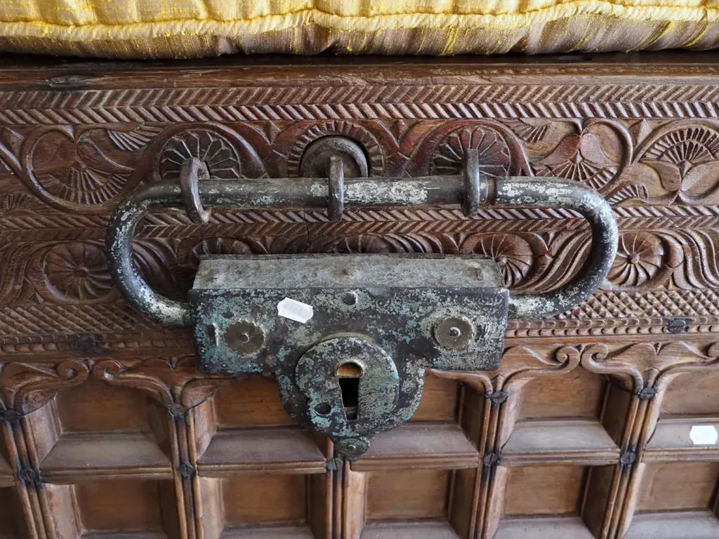 large, heavy Indian/Asian heavily carved hardwood dowry/rice storage chest with upholstered squab, lock & key, but lock Image 1++