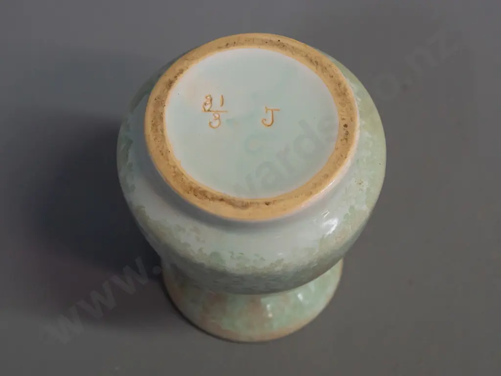 vintage small Crown Lynn vase H-95 with sponged trickle glaze, fraction mark on base 31/3 J Image 1++