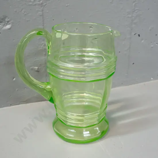 vintage uranium glass water jug H-190 W-165
