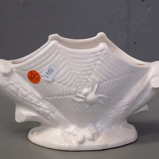 Titian / Crown Lynn spider & web vase H-110 W-200