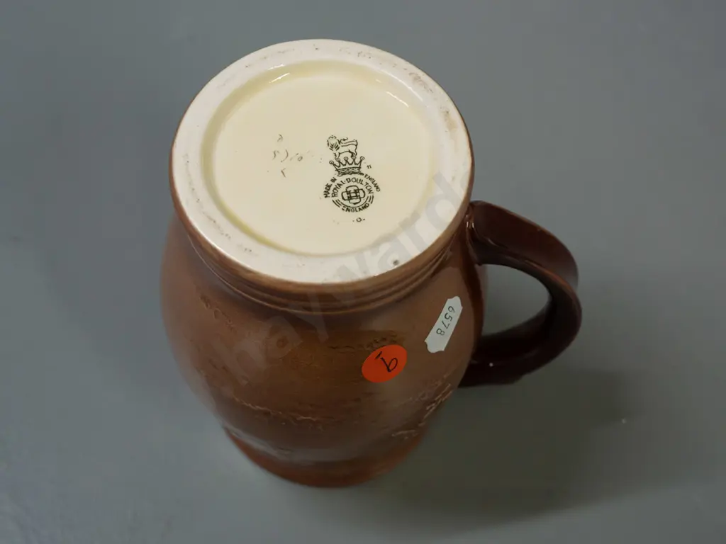 Royal Doulton Kingsware golfing jug - light brown background. H-145 W-120 at handle Image 1++