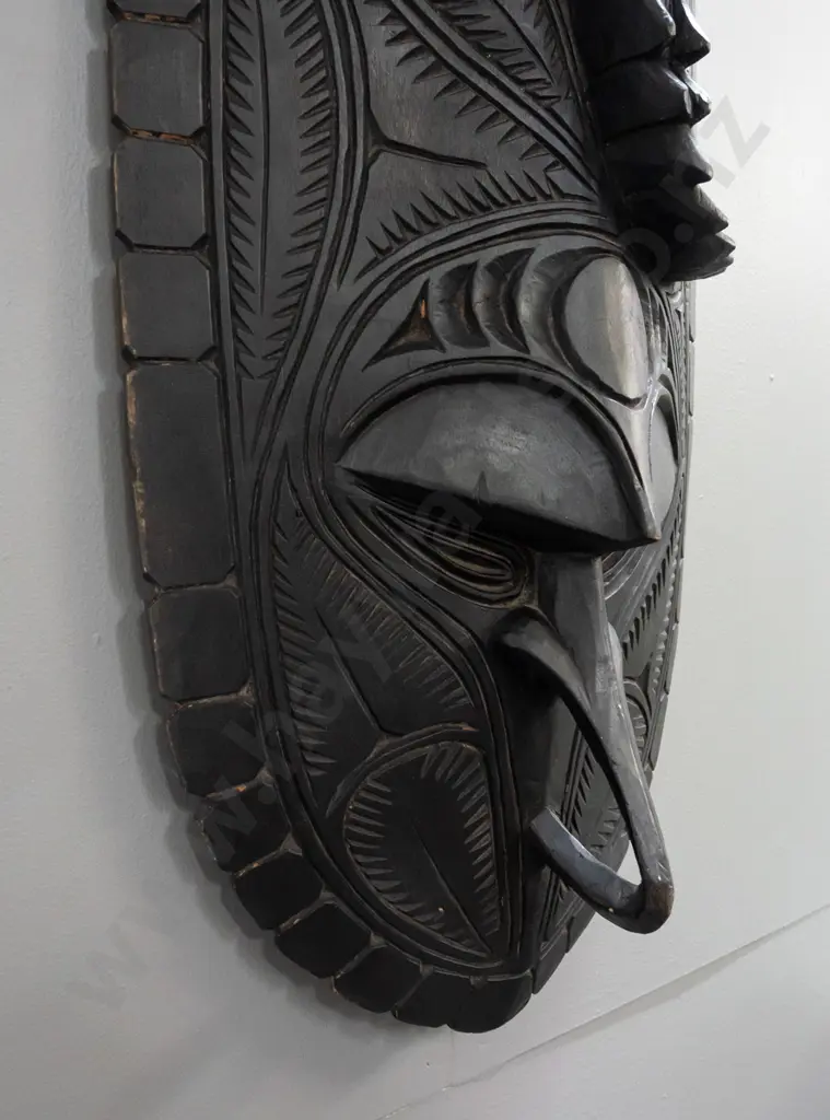 large dark stained carved wood wall shield with crocodile above stylized bird head H-900 W-280 Image 1++