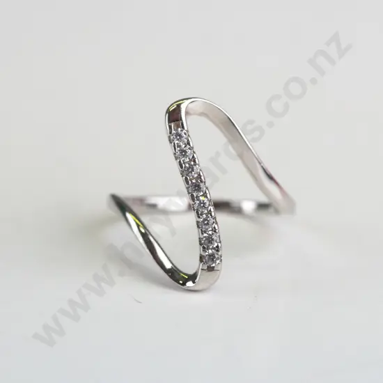 sterling silver modernist ring stamped 925