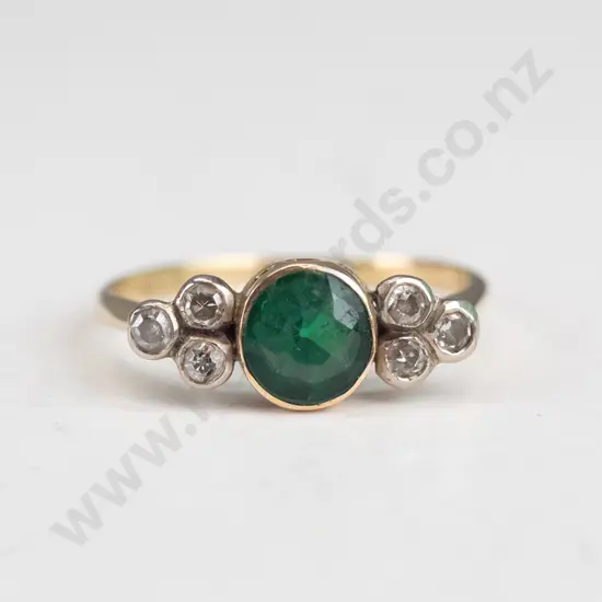 18ct natural emerald & 6 diamond antique ring 2.9gm
