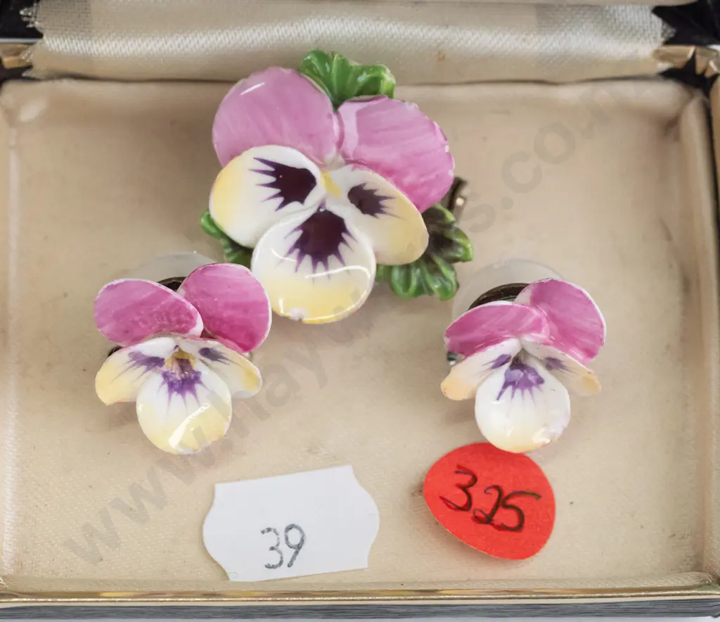 pansy flower brooch & earring set Image 1++