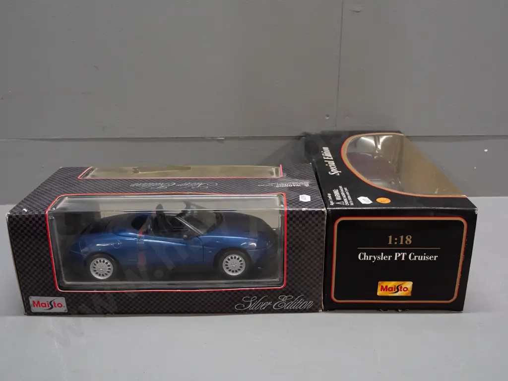 2 Maisto boxed 1:18 scale die-cast model vehicles - Special Edition Chrysler PT Cruiser & Silver Edition 1995 Alfa-Romeo Image 1++