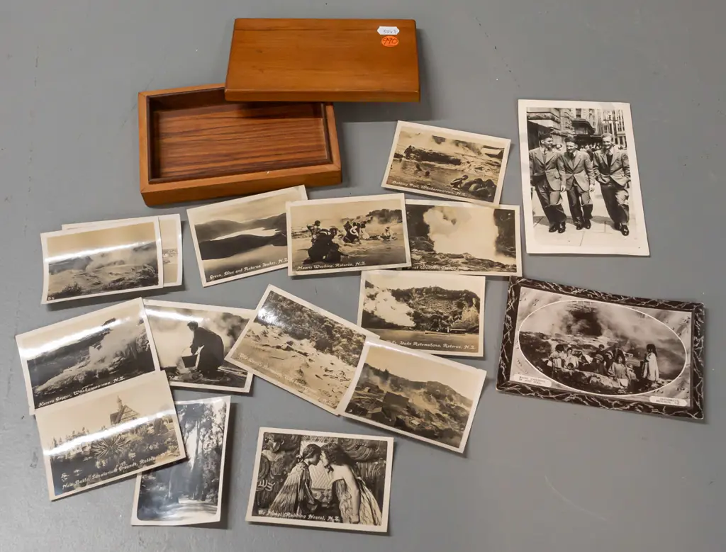 rimu cigarette box with assorted Rotorua souvenir photos and a Wellington street portrait photo - box 150 x 100 Image 1++