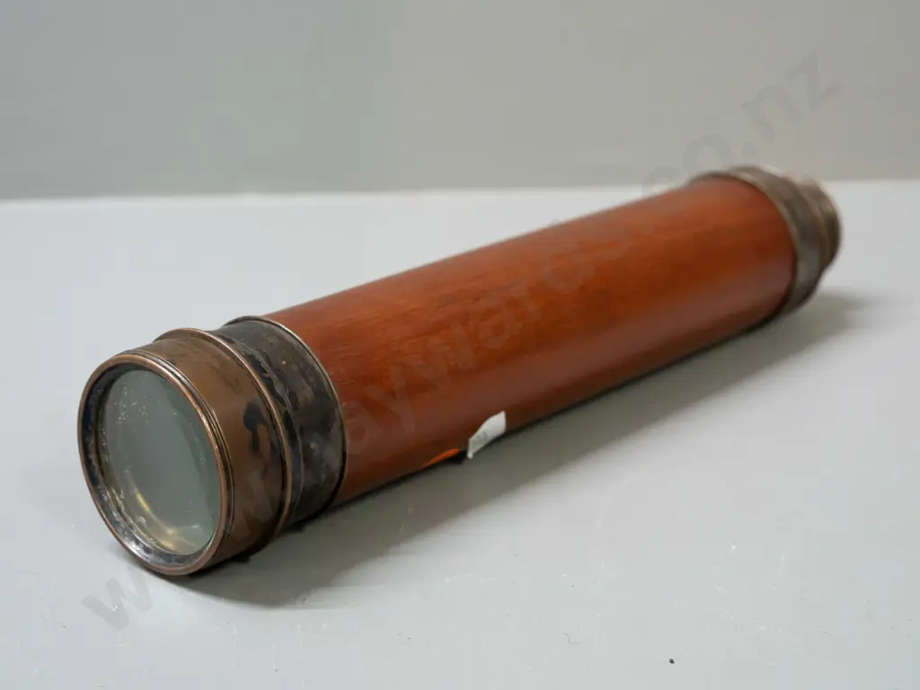 antique telescope with mahogany outer, brass eyepiece, silver plated copper inner sections, engraved Dollond London and Image 1++