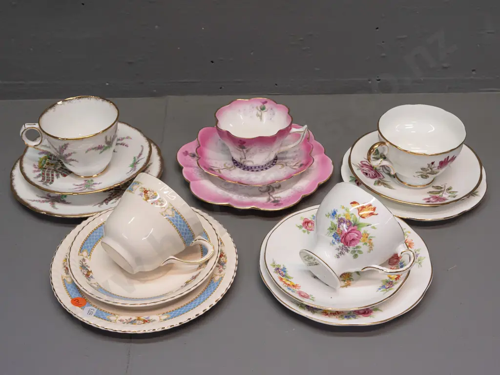 5 English china trios - Adderley, Salisbury, Foley, Royal Stafford etc. Image 1++