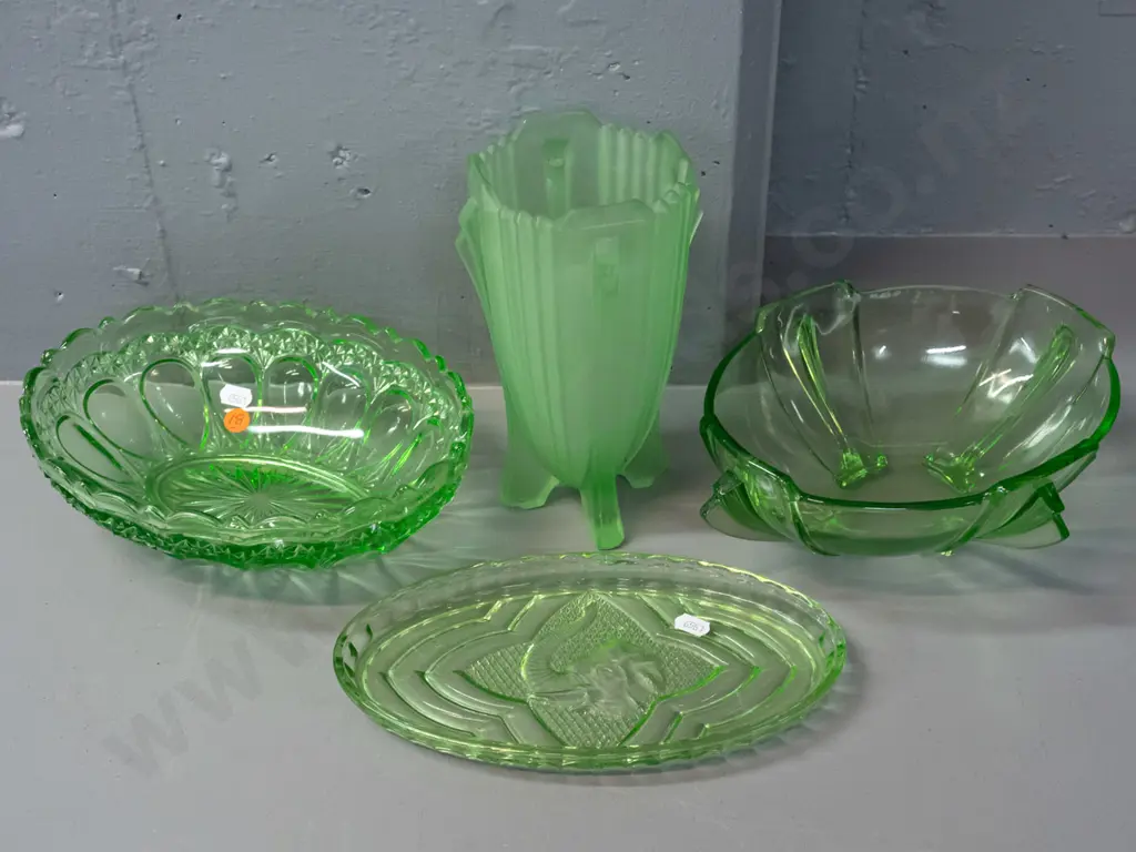 4 pieces of moulded green depression glass - footed frosted vase and deco footed bowl are are uranium glass, both have Image 1++