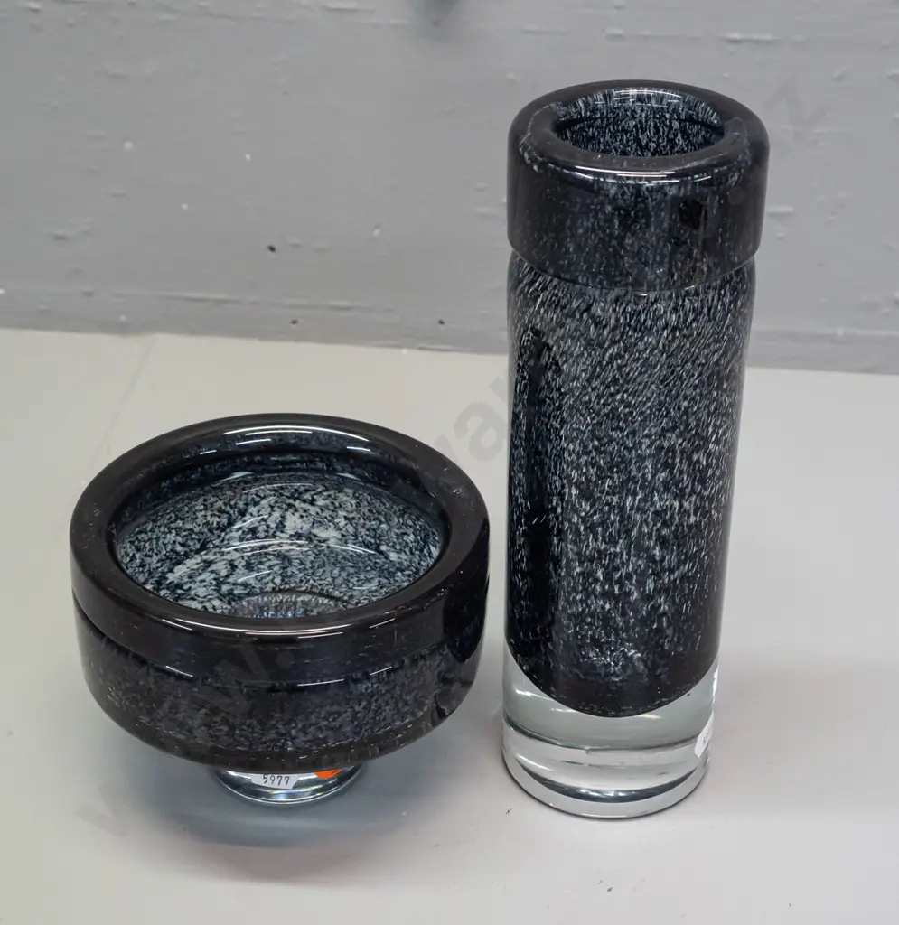 2 smokey blue-grey fleck and clear art glass vases - squat bowl vase has small chips to edge and base, taller is H-240 Image 1++