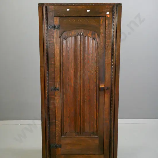 vintage oak corner cupboard with linen-fold panelled door, butterfly strap hinges, wooden door latch H-1340 W-620 D-370