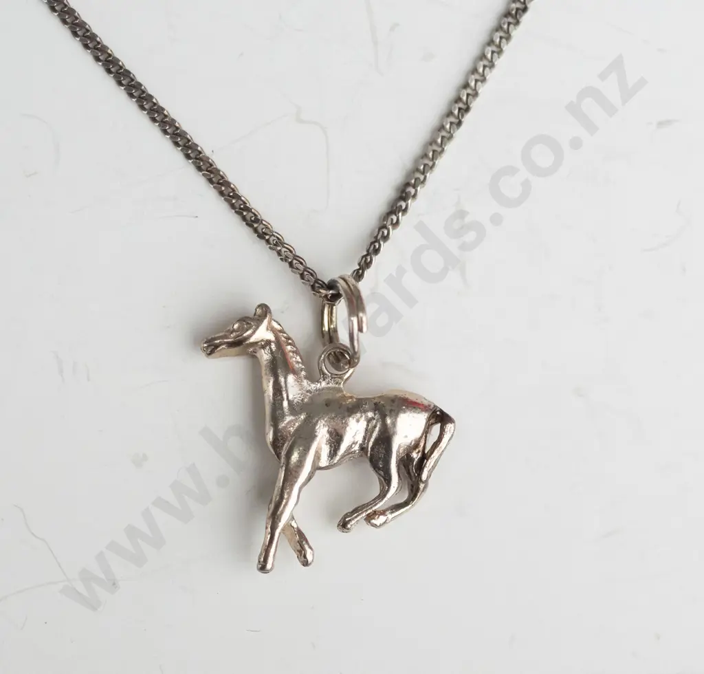 silver horse necklace both chain & horse stamped 925 Image 1++