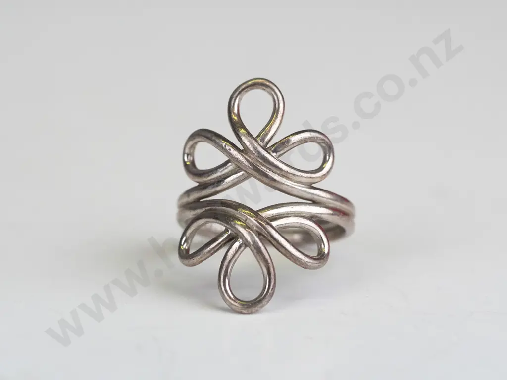 silver ring stamped 925 Image 1++