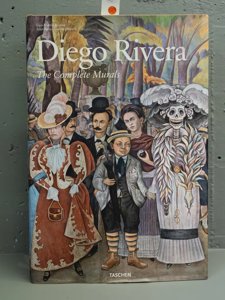 Deigo Rivera, complete murals, Taschen Book  2008 Image 1++