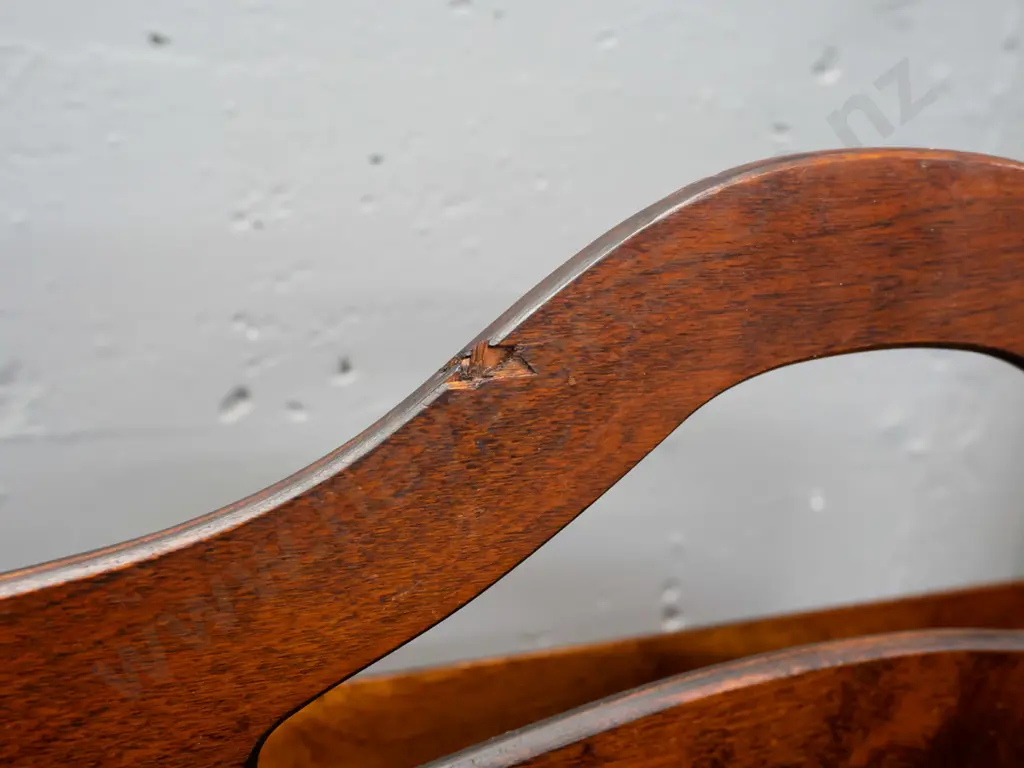 mid-century beech laminate magazine rack with cutout handle - has a chip near handle, some scratches and marks H-440 Image 1++