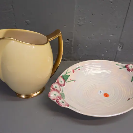 Maling lustre dish L-280 and a Carlton Ware jug with gilt handle and rim