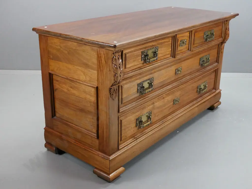 French walnut oak-lined 5 drawer chest with foliate carved corbels, panelled sides, stepped feet, rococo style Image 1++
