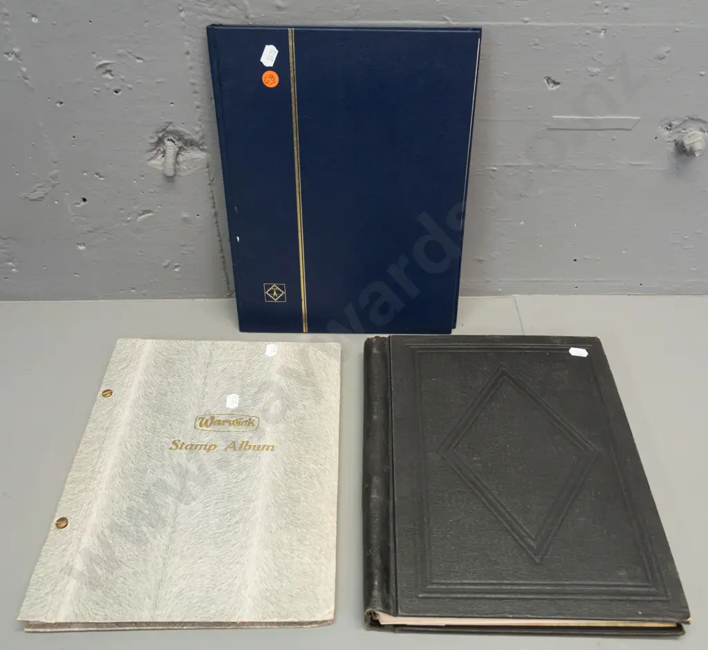 3 stamp albums with New Zealand contents, dating from circa 1870s half penny newspaper stamps onward Image 1++