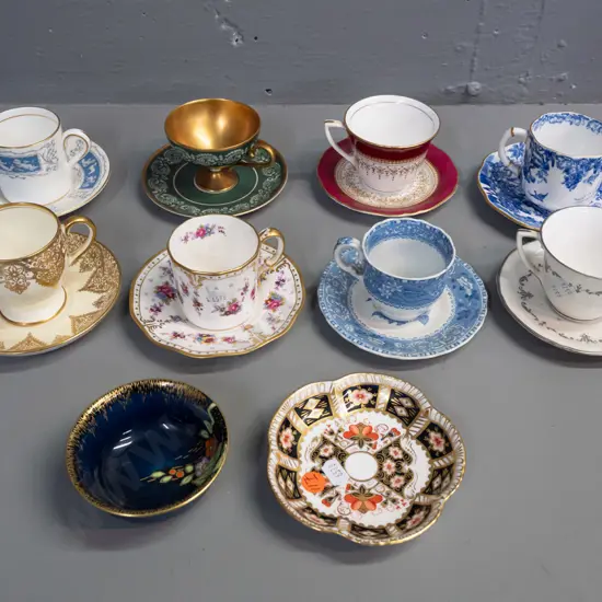 8 assorted china coffee cups & saucers - Coalport, Crown Derby, Royal Worcester - & Crown Devon & Crown Derby pin dishes