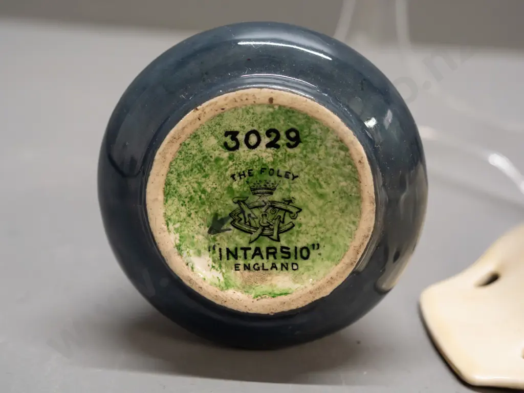 3 pieces of vintage pottery - The Foley "Intarsio" vase H-130, Gouda lug-handle vase, Royal Doulton dish with grape Image 1++