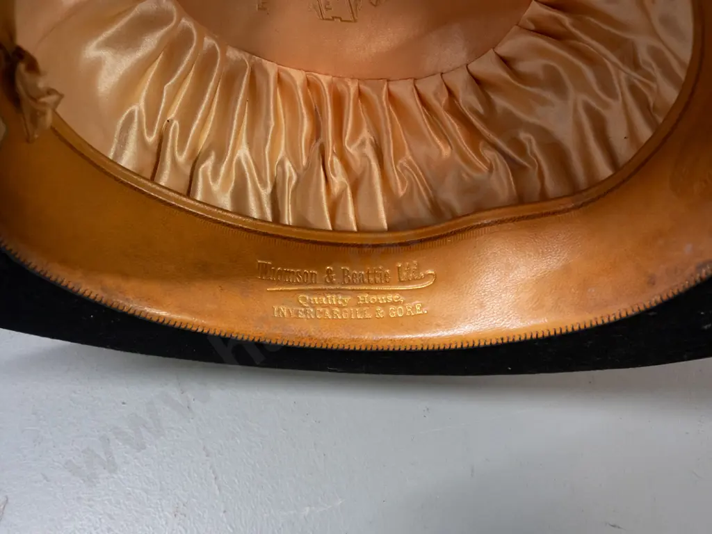 vintage bowler hat w/Thompson & Beatty Invercargill & Gore label, marked London, size 6 7/8, and a fibre board hat box Image 1++