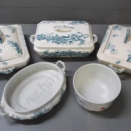 Victorian blue and white serving ware - 3 lidded vegetable dishes and a round bowl in poppy and butterfly motif, one