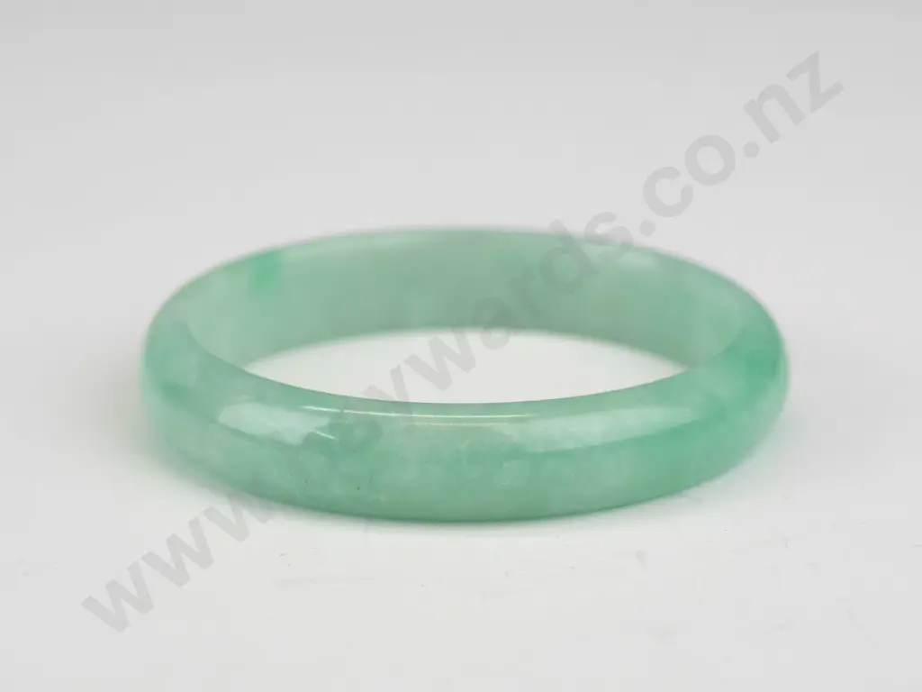 light green jade bangle Image 1++