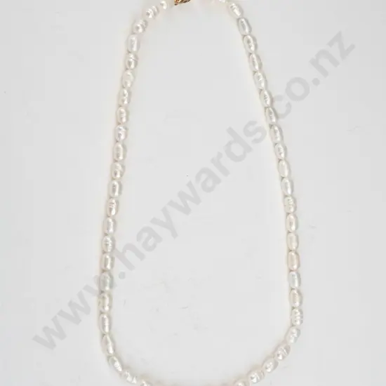freshwater pearl necklace