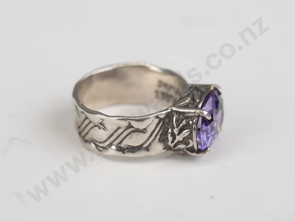 silver purple stone ring stamped 925 Image 1++