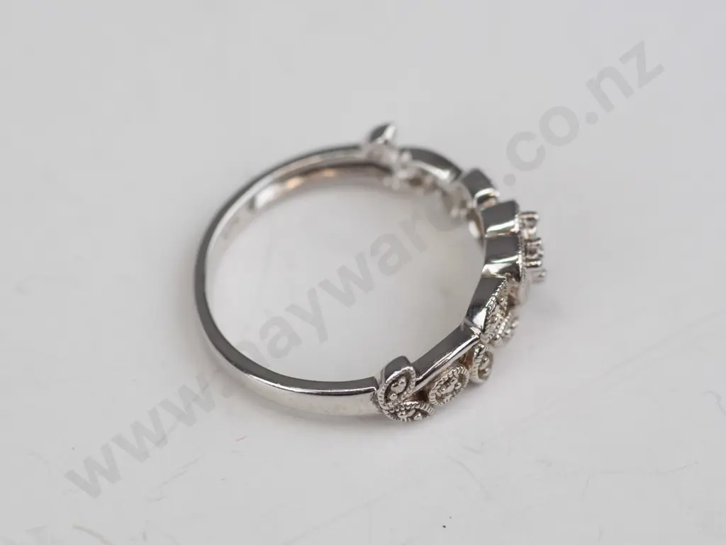 silver heart ring stamped 925 Image 1++