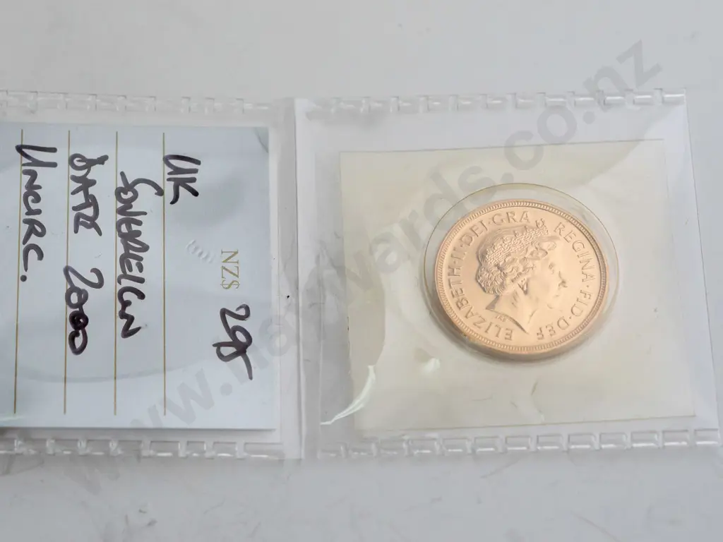 gold sovereign - UK 2000 (7.98gm) Image 1++