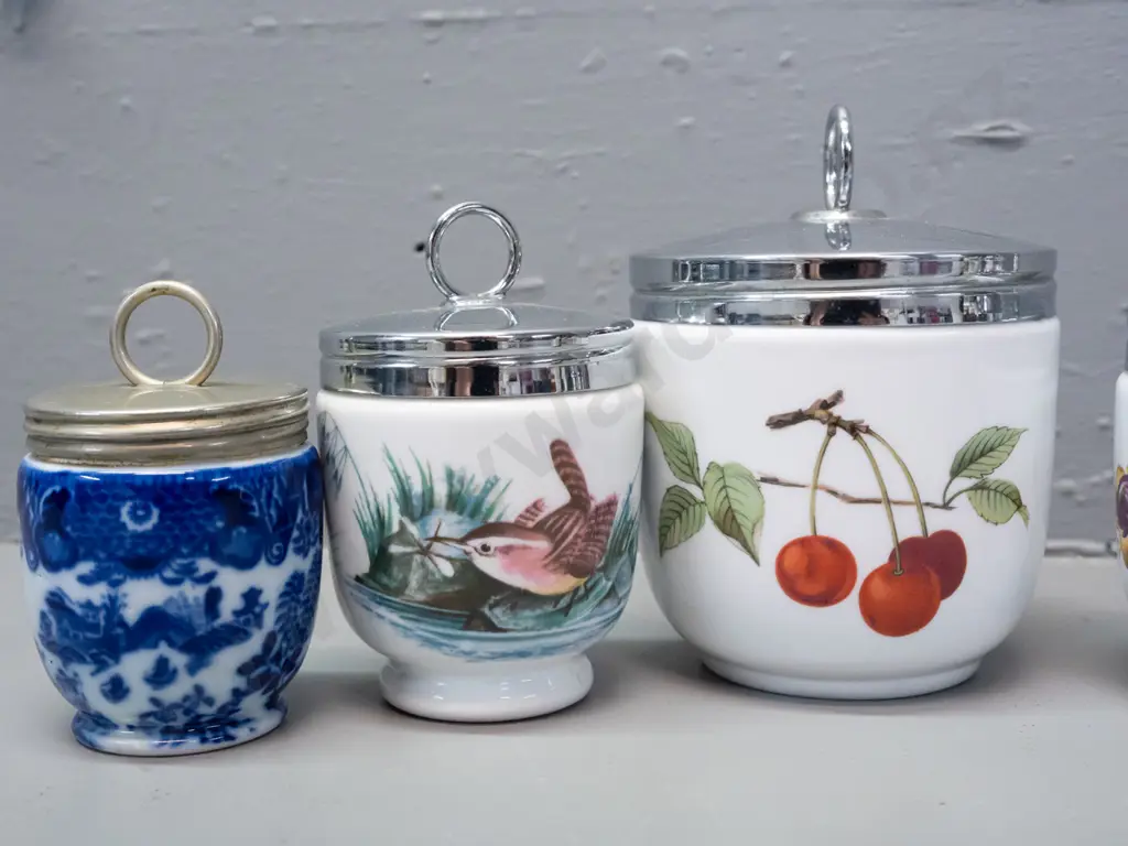 assorted Royal Worcester items - 3 sizes of egg coddler - small vintage blue & white, 4 medium and 1 large, plus an Image 1++