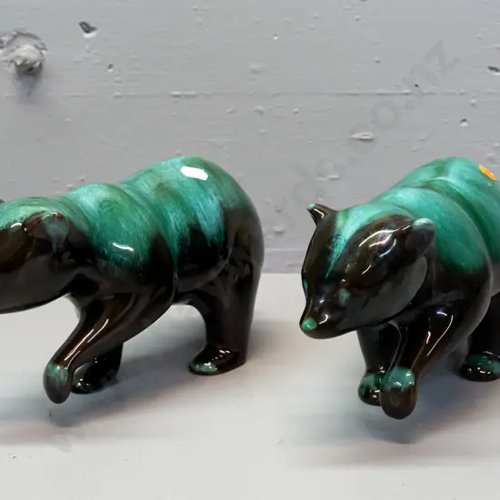 2 Blue Mountain Pottery bear figures H-130 L-290