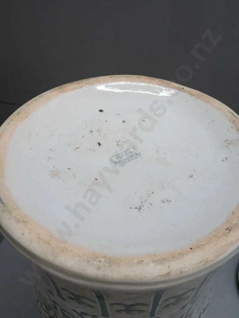 large lidded vase with floral pink & green decoration, base marked Made in China - some white paint residue H-720 D-270 Image 1++