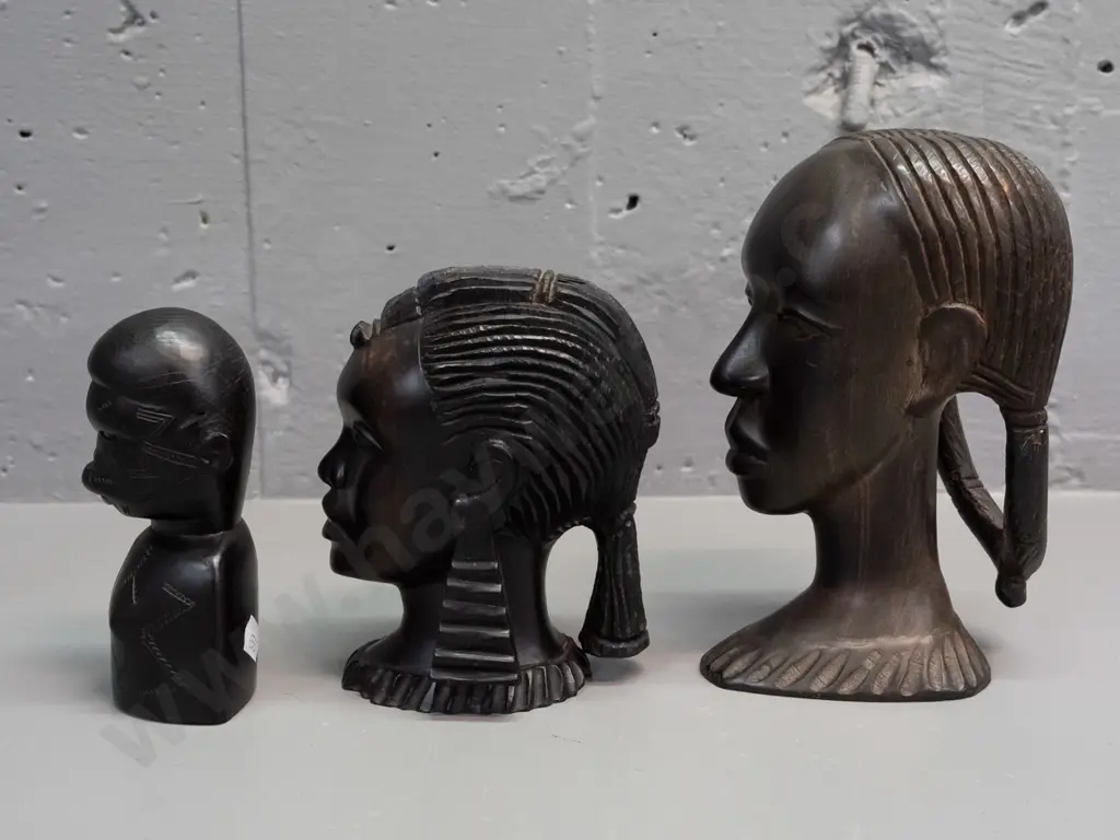 3x African carved hardwood busts, smallest has hard to read label on base, mentions Portugal, Mozambique, ebony, WWII - Image 1++