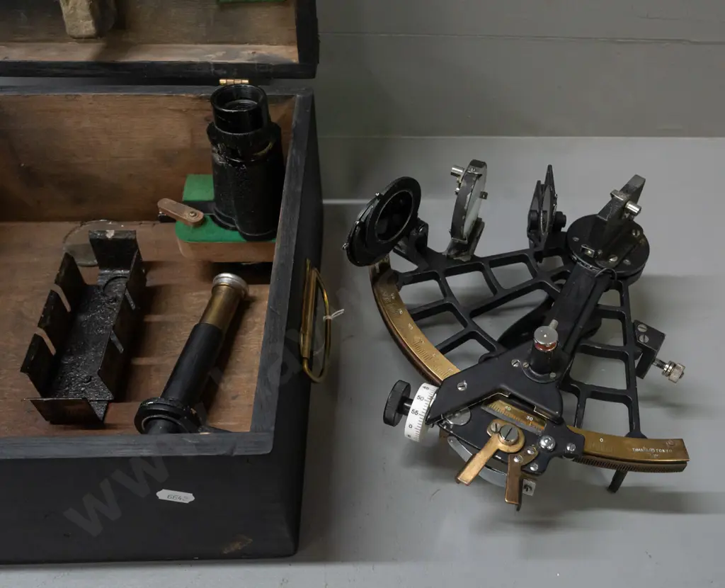 vintage sextant in fitted timber case marked Tamaya - Tokyo Japan - with eyepieces and accessories. Some usage and paint Image 1++